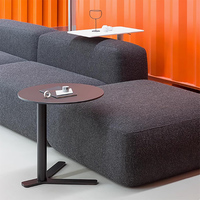 Table basse simple et personnalisable en acier, table d'appoint pour petits appartements, chambres, salon, petits espaces