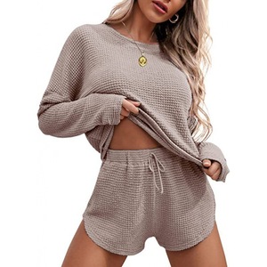 Ensemble de pyjama court en tricot gaufré pour femme, manches longues, vêtements de détente, vêtements de maison, marque privée, personnalisé - Product Image 3