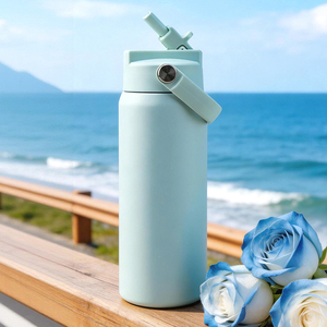 Bouteille d'eau sport double paroi en acier inoxydable durable de 24 oz avec poignée intégrée et couvercle à paille rabattable pour fitness et randonnée - Product Image 4