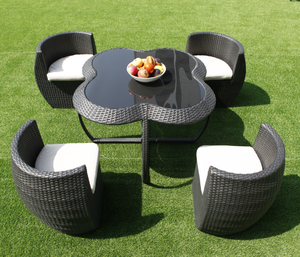 Ensemble de chaises et de tables de salle à manger d'extérieur en rotin et en acier moderne pour l'utilisation dans les hôtels, les cours et les parcs - Durable et imperméable - Product Image 3