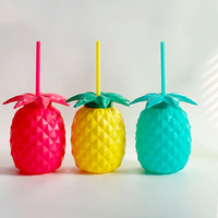 Plastic rietjes 600ml creatieve drinkfles kleurrijke ananas Luau tuinfeest bekers
