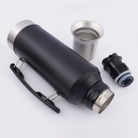 Bouteille d'eau isotherme en acier inoxydable de 1300 ml avec poignée de transport pliable, thermos isolant pour les boissons chaudes et froides en voyage