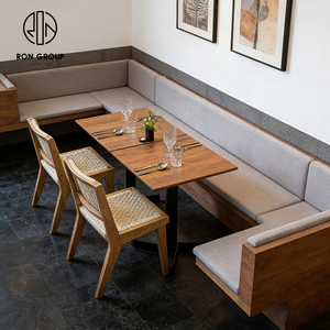 Ensemble de mobilier de restaurant minimaliste : table carrée en bois pour café, chaise de café en rotin, banquette en tissu, sièges de restaurant - Product Image 6