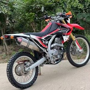 Motos à cylindre unique DOHC à quatre temps refroidies à l'eau de 249cc directes d'usine comparables au carburant à essence de voitures neuves - Product Image 6