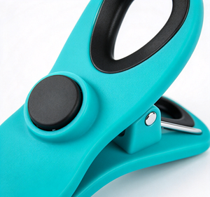 Clips magnétiques multicolores personnalisés avec logo imprimé, robustes, pour réfrigérateur, multi-usages, porte-papiers et photos pour bureau et cuisine - Product Image 2