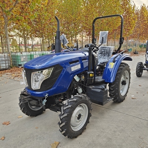 รถแทรกเตอร์ขนาดเล็ก 4x4 ได้รับการรับรองมาตรฐาน CE พร้อมเครื่องปลูกพืช สำหรับใช้ในบ้าน ฟาร์ม และสวน - Product Image 4