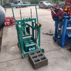 Effiziente mobile 3-45 Hohl pflasterst einher stellung Maschine Beton Roh produktions linie Ton einschl ießlich Zement kern motor komponente - Product Image 2