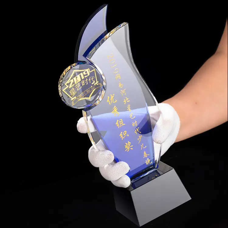 2023 Annual Excellent Services Gifts Custom Design School Children Crystal Trophy Award