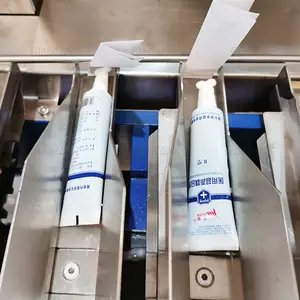 Línea de embalaje de producción múltiple completamente automática, bolsita de té negro, bolsa, caja de cartón, máquina de embalaje para bolsita
