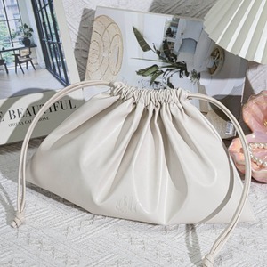 Sac de rangement pour maquillage et pyjamas en cuir PU imperméable avec logo personnalisé imprimé, sac de luxe pour cosmétiques, pochette en cuir pour emballage cadeau - Product Image 1