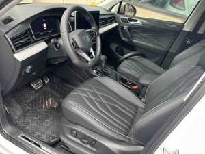 VW <span class=keywords><strong>Tiguan</strong></span> L 330TSI MQB 2023, SUV a Gasolina, Autos Usados en Guangzhou - Product Image 5