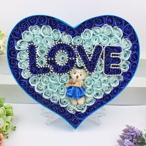 Rosa Eterna 'Love 100 Forever' Rosa, Romantica Idea Regalo per <span class=keywords><strong>San</strong></span> <span class=keywords><strong>Valentino</strong></span>, Fiori Veri Conservati Fatti a Mano - Product Image 3