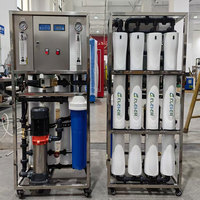Traitement de l'eau de forage 250L 500L Système d'osmose inverse Système de filtration de l'eau de puits amer et salé