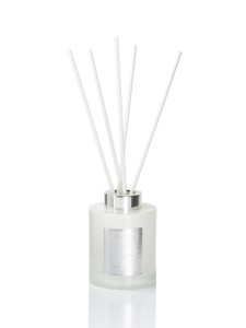 น้ำหอมปรับอากาศแบบก้านไม้หอม 200 มล. ผลิตภัณฑ์รักษ์โลก บรรจุในกล่องหรูหรา - Product Image 5