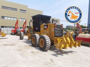 รถเกรดเดอร์มือสอง CAT120H 140k Caterpillar รุ่นปี 2010 ได้รับการรับรองมาตรฐาน CE ISO พร้อมเครื่องยนต์ ปั๊ม และเกียร์บ็อกซ์ น้ำหนัก 5000 กก. - Product Image 6