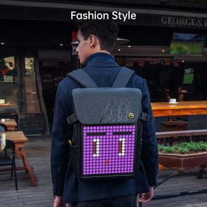 <span class=keywords><strong>Divoom</strong></span> 17 pulgadas Cool DIY para <span class=keywords><strong>Pixel</strong></span> <span class=keywords><strong>Art</strong></span> Animation Pantalla LED Mochila para computadora portátil Regalo de moda único para hombres y mujeres Controlado por aplicación - Product Image 3