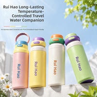 Thermos en acier inoxydable 316 à isolation sous vide 550 ml, bouteille d'eau portable anti-fuite avec poignée de transport pour la randonnée, les voyages en plein air