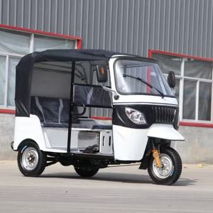 Tricycle à essence Offre Spéciale <span class=keywords><strong>adapté</strong></span> au transport de passagers avec rideau de pluie Petorl Rickshaw Tuktuk accepter personnalisé - Product Image 5