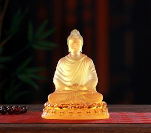 Escultura de Buda Premium hecha a mano-Vintage Religioso Sakyamuni Lotus Posición Detalles de doble textura Hecho Vidrio de cristal Premium - Product Image 4