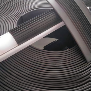 Garagedeur Afdichting <span class=keywords><strong>Strip</strong></span> Epdm <span class=keywords><strong>Rubber</strong></span> U-Vormige Bodem Rubberen Pakking Tochtstrip Waterdicht Voor Rollende Deur Elektrische Deur - Product Image 6