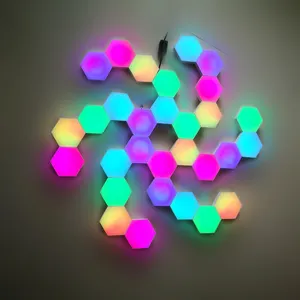 DIY 접합 3D 조명 디자인 육각형 모양 APP 제어 RGB 스마트 육각형 조명 LED 벽 램프 음악과 동기화