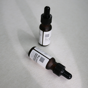 Huile de racine de guimauve pour le visage, huile éclaircissante pour une peau plus radieuse et un teint plus uniforme - Product Image 4