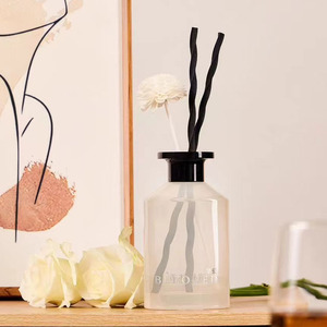 Auténtico Qingzhi Mu Xiang para Aromaterapia sin Fuego, <span class=keywords><strong>Perfume</strong></span> de Tamaño Regular de Larga Duración para Dormitorio, Hogar, Hotel - Product Image 4