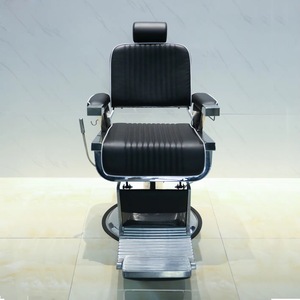 Chaise de barbier classique vintage pour hommes, en cuir synthétique noir, avec structure en métal, idéale pour les salons de coiffure - Product Image 3