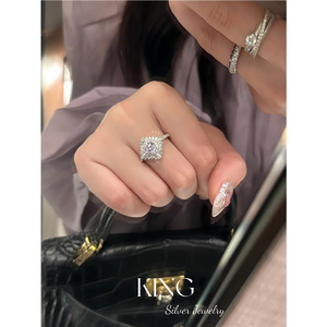 คิง ซิลเวอร์ จิวเวลรี่ ลาเวนเดอร์ แหวนสีม่วง สร้อยคอผู้หญิง เงินแท้ 925 ประดับเพทาย ดีไซน์ดอกไม้ สวมใส่ได้ทุกวัน - Product Image 2