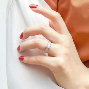 Cincin Perhiasan Perak Klasik Potongan Bundar 7.0Mm Empat Pengaturan Cakar Desain Asli Perak Murni Cincin Janji Pertunangan untuk Wanita