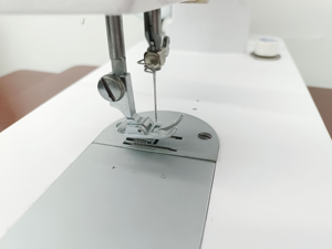 Macchina da cucire domestica manuale JH307 con piedino mobile, in rame puro, multiuso per <span class=keywords><strong>sartoria</strong></span> <span class=keywords><strong>e</strong></span> cucito di capi d'abbigliamento - Product Image 5