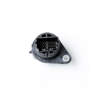 Connecteur de prise de transmission 16 broches en plastique noir pour Toyota Highlander 4ème génération UA80E F UB80E F - Product Image 1