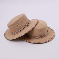Chapeau de paille en raphia naturel pour femme, style boater, à bord plat, avec garniture en forme de cœur, protection solaire, idéal pour les vacances à la plage