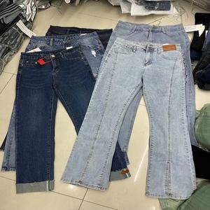 جينز جينز نسائي من الدنيم بأنماط مختلفة مناسب للاسترخاء بأرجل مستقيمة من طراز FYK107 موديل الدولار - Product Image 2