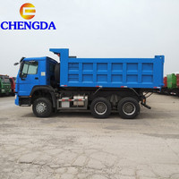 Camion à benne basculante de seconde main 6x4 25ton HOWO bien entretenu pour le transport