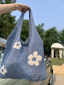 Borsa 2024 in tela personalizzata con fiori di alta qualità borsa per la spesa a tracolla portatile lavorata all'uncinetto - Product Image 5