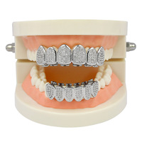Nouvelle vente en gros de dents dorées pour hommes, Hip Hop, Grillz, Top et bas glacés, dents en zircone cubique, Vampire, personnalisé, 2022