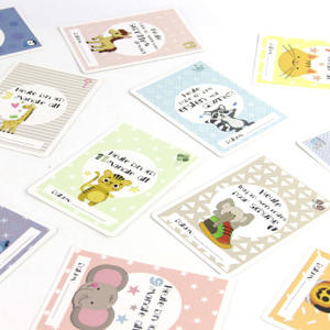 Juego de Tarjetas de Hitos Mensuales para Bebés Prematuros, Caja de Regalo Personalizada al por Mayor para Recién Nacidos - Product Image 3