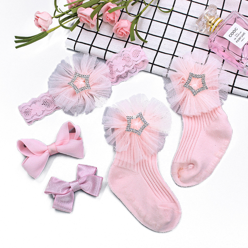 Цветочные заколки для девочек принцессы аксессуары для волос Детская эластичная повязка на голову с бантом заколки для волос новорожденных Подарочная коробка Детская повязка на голову Комплект носков