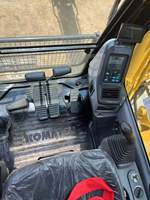 Surplus Premium! Excavatrice sur chenilles Komatsu PC130 de 13 tonnes, d'occasion, d'origine japonaise, avec pompe hydraulique PLC et roulement de boîte de vitesses, modèle 2022