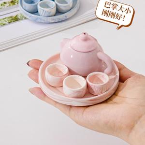 ชุดน้ำชาเซรามิกขนาดเล็กแบบพกพา ดีไซน์ตะวันออกกลาง สำหรับเล่นเล่นบนปลายนิ้ว พร้อมอุปกรณ์เสริมแกะสลักสำหรับชงชาแบบกังฟู - Product Image 5