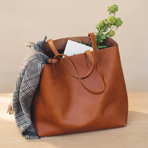 Sacs à main élégants pour femmes BS INTERNATIONAL BTR0022, sacs à main minimalistes en cuir véritable, fermeture éclair, deux poignées, légers et durables - Product Image 1