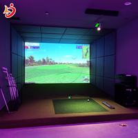 Simulador interactivo de golf para interiores Proyección de pantalla inteligente Deportes y entretenimiento