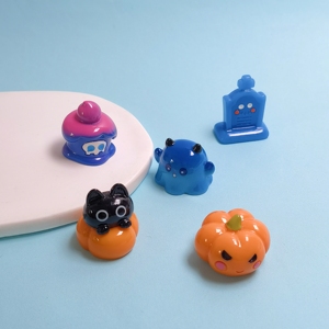 100 Pièces de Décorations Miniatures 3D Mignonnes pour Halloween : Maisons, Fantômes, Citrouilles en Résine – Ornements et Accessoires DIY pour Maisons de Poupées - Product Image 5