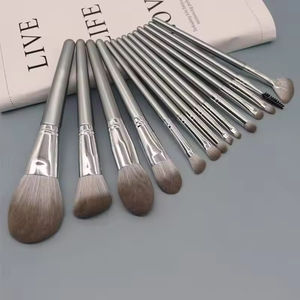 Set de Brochas de Maquillaje YRX Daily Beauty and Travel Kits, Colección de Brochas Profesionales para Base, Polvo y Sombra de Ojos - Product Image 5