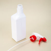 Flacons pulvérisateurs scellés en plastique PE opaque de 500ml avec logo personnalisé pour le nettoyage de l'eau Récipient rechargeable vide cosmétique