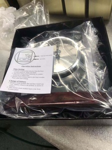 Công ty Quà Tặng kim loại Chrome trụ cột với sáng bóng đàn piano gỗ gụ cơ sở Máy tính để bàn đồng hồ - Product Image 4