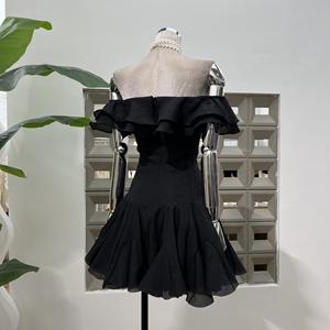 Pétales à volants doux <span class=keywords><strong>Robe</strong></span> <span class=keywords><strong>courte</strong></span> de fée de couleur unie à une épaule avec niche de taille Soirée à la mode Tempérament élégant - Product Image 4