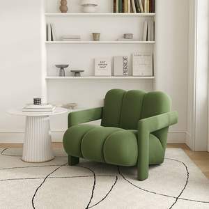 Fauteuil de salon design style nordique en velours vert, rembourré en mousse, confortable pour salon, chambre et balcon - Product Image 1