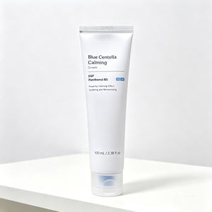 Crème Snowgrass de notre propre marque, best-seller, avec acide ascorbique pour des effets hydratants, apaisants, raffermissants et nourrissants - Product Image 2